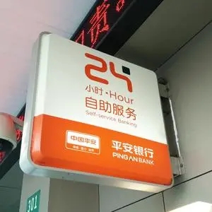 四川广告91看片软件在线下载灯箱里面装什么灯？